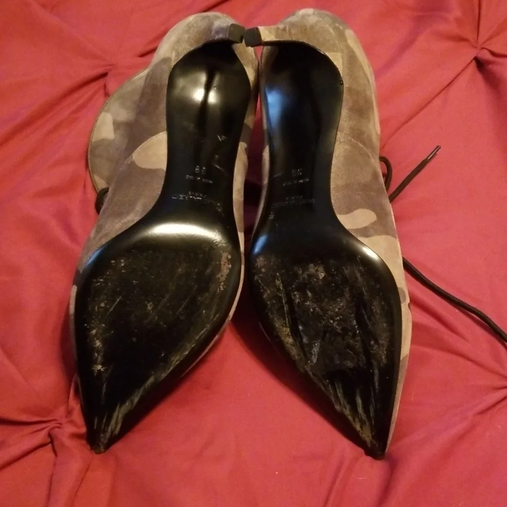 Shoes by Saint Laurent Paris